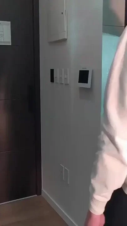 Private Dance with Dirty Finish