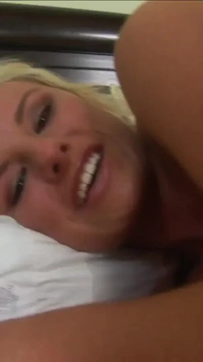 Tattooed teen wants it in her ass