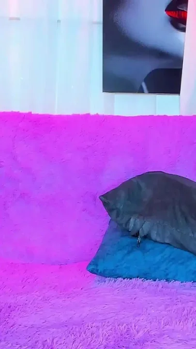Young Lesbian Girl Masturbates Frantically Thinking About Her Naked Best Friend