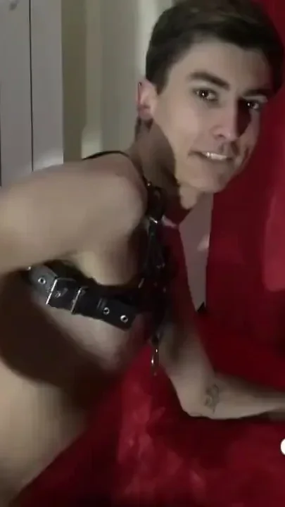 Rubberas used raw by the straight boy Aaron