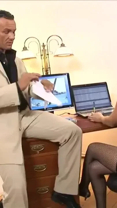 Crazy anal fuck for a nasty brunette