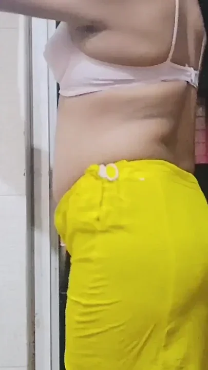 Sexy bottom crossdresser in Salwar Clip 1