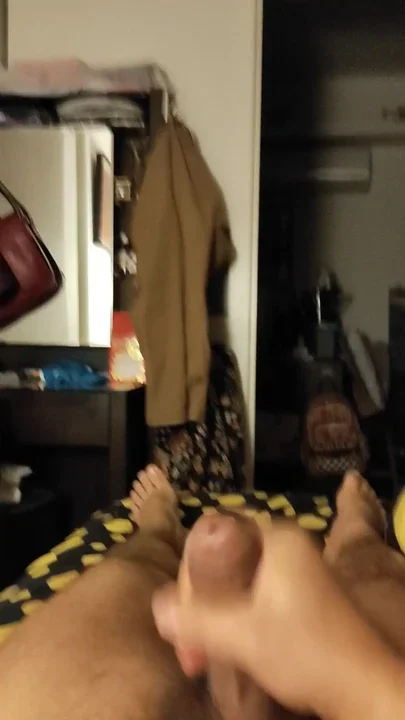 Cum shotjerking off