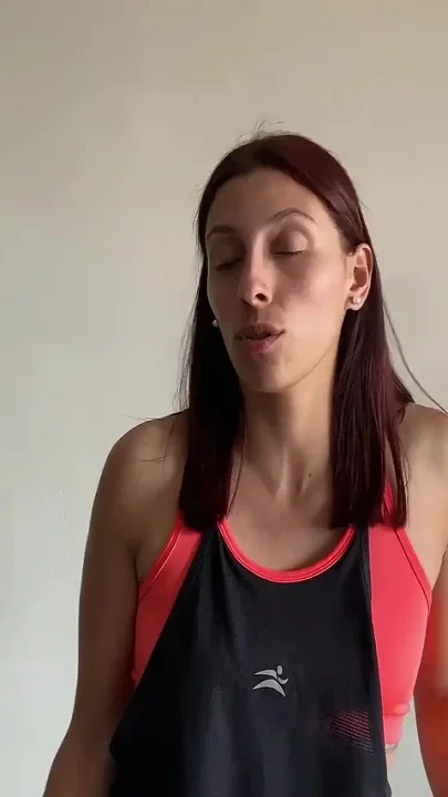 She Let Me Creampie Her Pussy After Ripping Her Pants