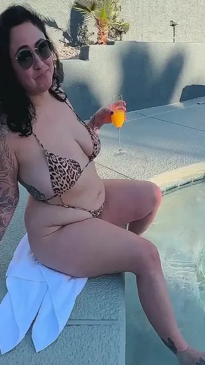BBW Pays for Her Massage with Hot Oily Fucking and Creampie