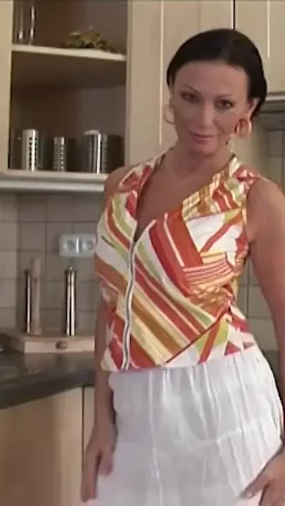 Sexy milf Pandora plays with her extreme big natural boobs