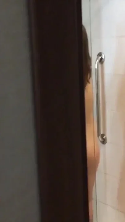 A Fan Wanted to Fuck Model and She Couldn't Refused Him