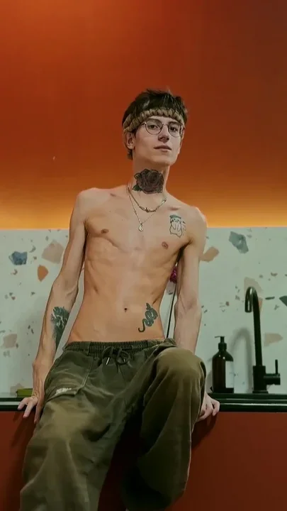 Twink Has Fun in the Studio Kitchen