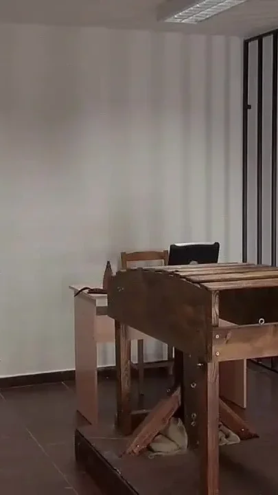 Victoria2 Spanking Machine - Ass Whipping