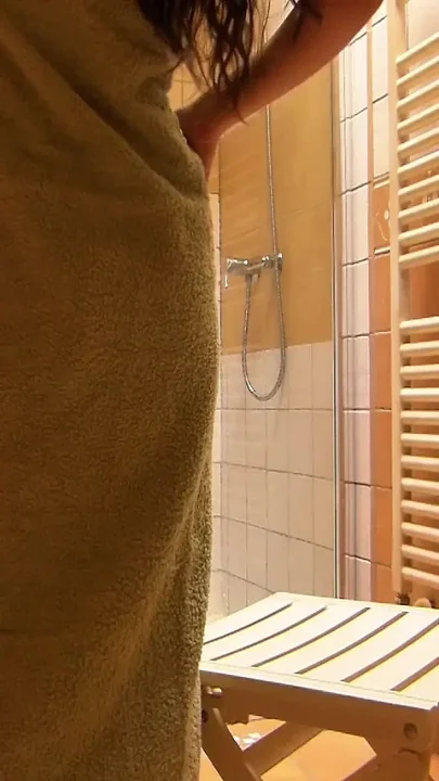 Step-daughter Tries Her First BBC