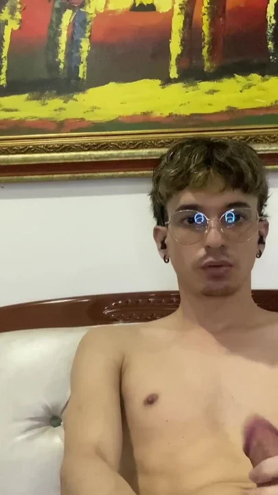 Vergon Latin Wanning Ass Blow His Dick
