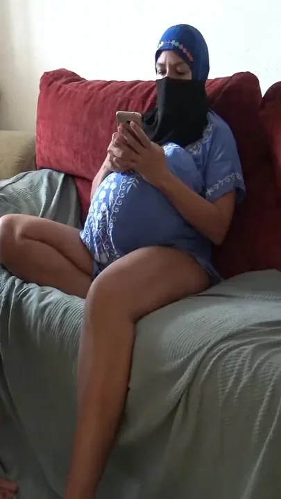 Pregnant Arab Wife Pussy Licking