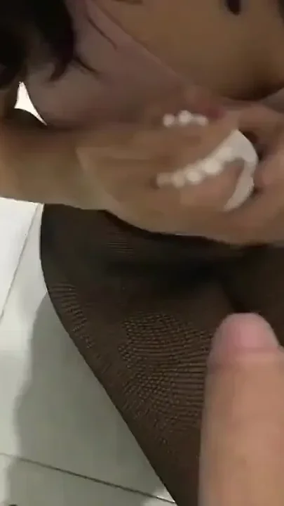 My Stepbrother Eats My Pussy and I Make Him Cum Twice- Spanish Porn