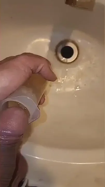 Injection of My Fresh Hot Piss Into My Tight Cunt