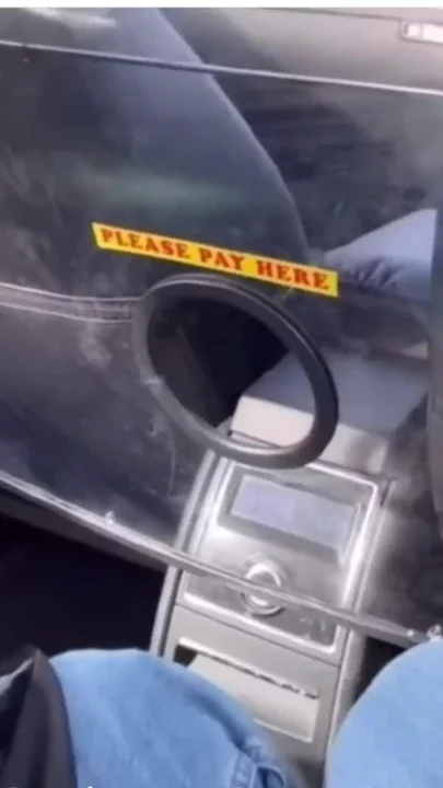 When taxi payment gets weird and Im just trying to figure it out Wanna see