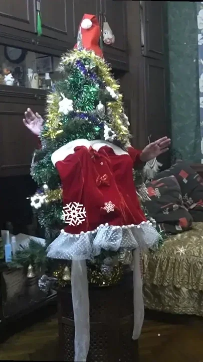 Happy New Year Clip 1