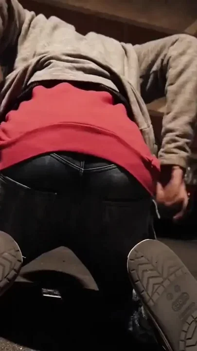 Risky Fucking in Parking Lot Flashing Cars - Got Caught