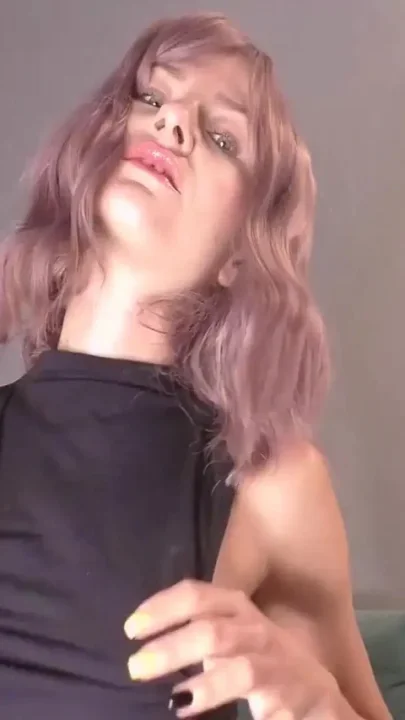Dirty Colleague Turned on with a Gorgeous Figure and Lets Fuck Her on a Business Trip