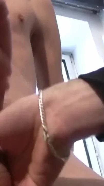 2 young men fuck and film each other