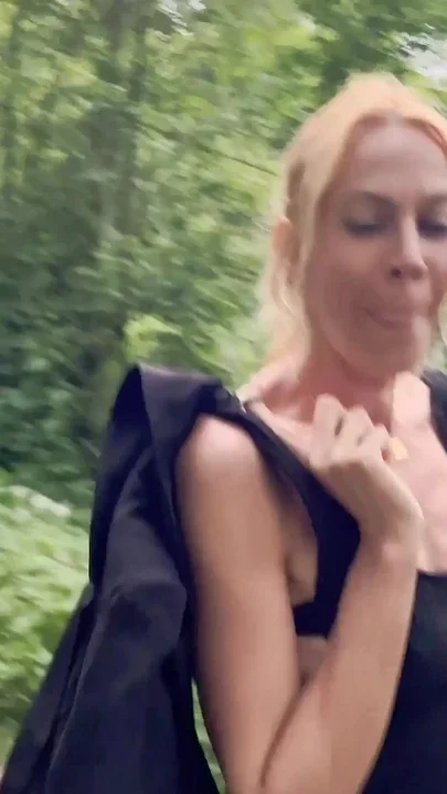 Blonde Slut a Quickie Just off the Road
