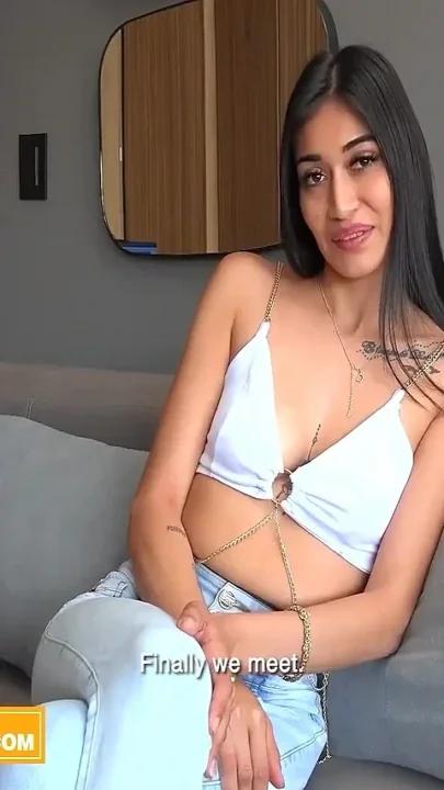 Real Amateur Latina MILF Gets Her Tight Shaved Pussy Stretched by Bwc American