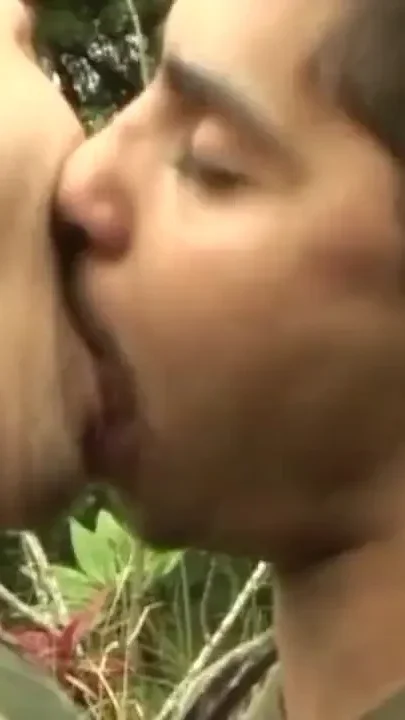 Youn glaitno straight fucked by top ebony outdoor