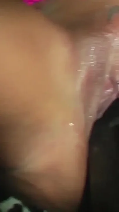 Vanessas fun big dildo and fist