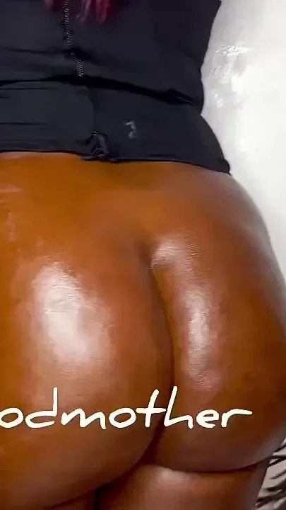 Sexxy Lesbians Doing Sexy Role Play with BDSM Style