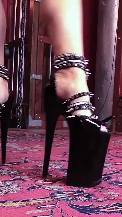 10' Spiked Heel Worship - POV