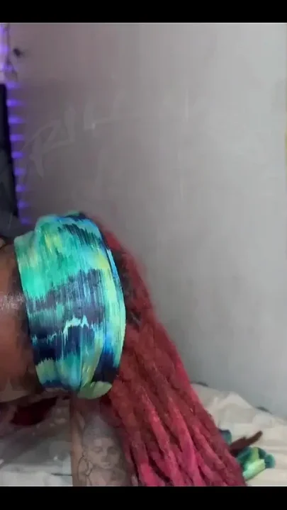 Her Throat & Riding Skills Is Amazing