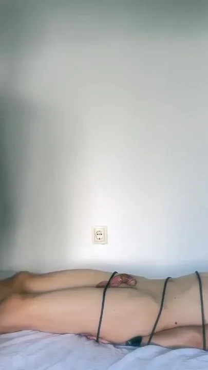 Vilu Vidish Made Him Cums Just by Friction Her Body Against His Cock