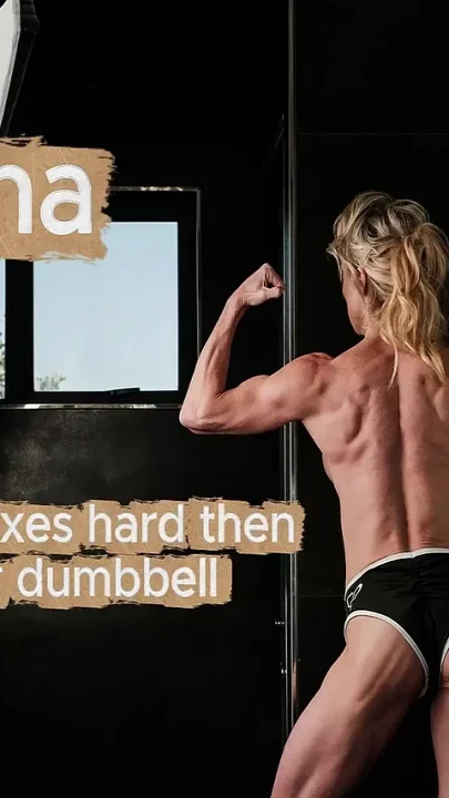 Muscle Goddess Oiled Flex and Fucks Dumbell at the End