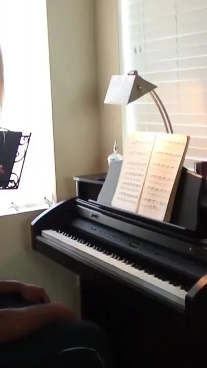 Barbi's naughty piano lessons