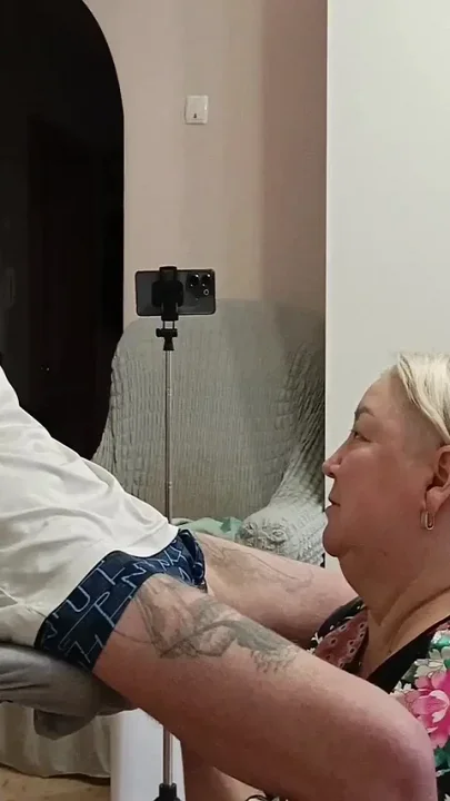 Stepmom Gives Blowjob to Get Enough Cum