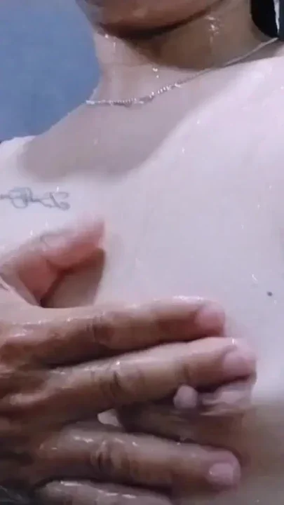 18 YEAR OLD STEPSISTER LEFT HOME ALONE AND FUCK BY HIS STEPBRO Clip 1