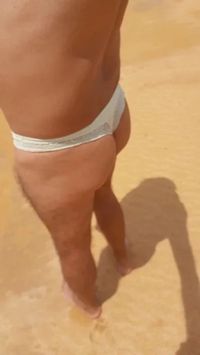 Ladysilva walking in panties on the beach that delights