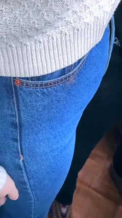 Outdoor blowjob on the balcony