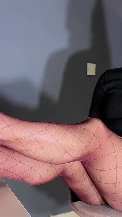 Sniff Suck Cum All Over My Feet and Lick Them Clean - Mit Miss Adrastea