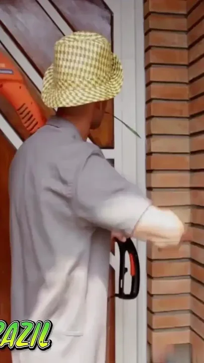 Gardener Got Cock in the Garden