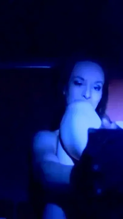 Hours of orgies - Scene 04