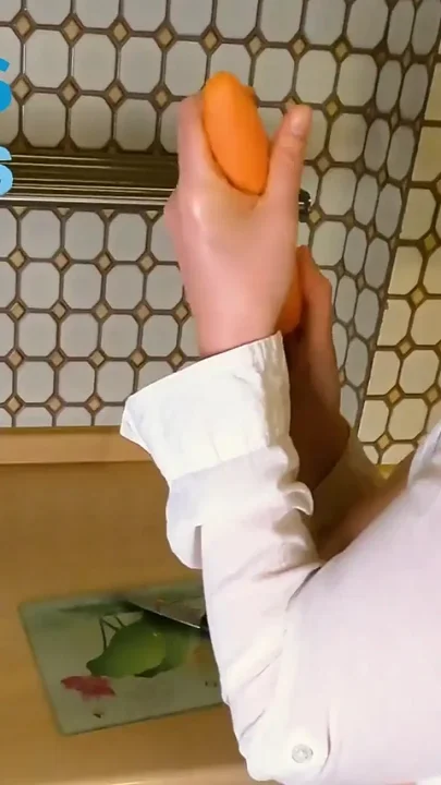 Sexwife Get Fucking in the Kitchen Anal Pussyfuck Sucking Cumass Jessijek