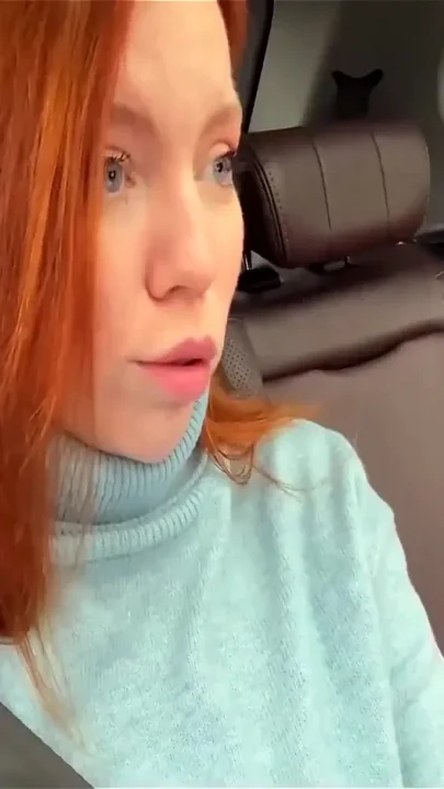 A Female Boss Fucked Her Subordinate