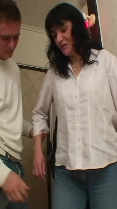 Busty mature picked up outdoors and banged indoors