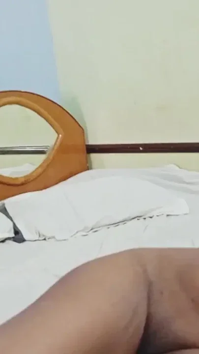 Home sex video enjoy guys Clip 1