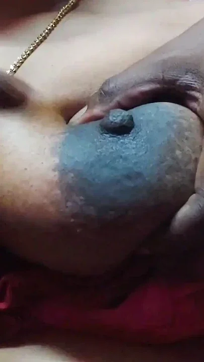 Beautiful Indian sister-in-law called her boyfriend at home Clip 1