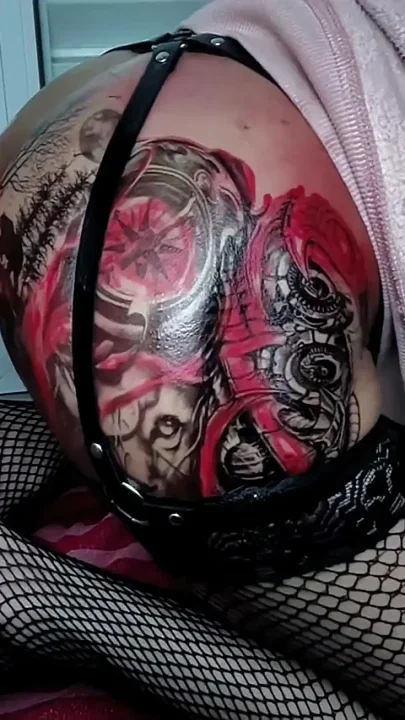 Huge Red Dildo Destroying the Ass of the Tattooed Shemale