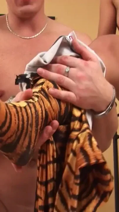 Busty spandex babe gets deep ass fucked