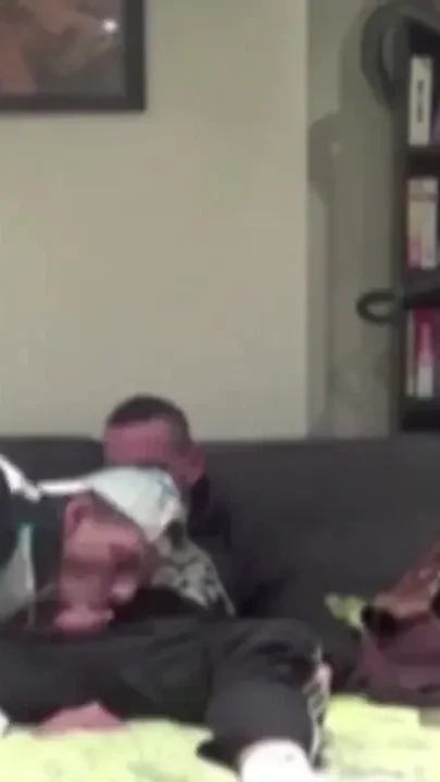 Fucked in jogggin by Arab in sneaker