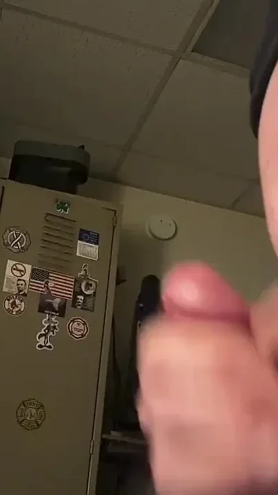 Cumshot in Slo-mo