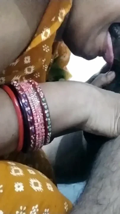 Aunty Doing Sloppy Blowjob and Eat Cum